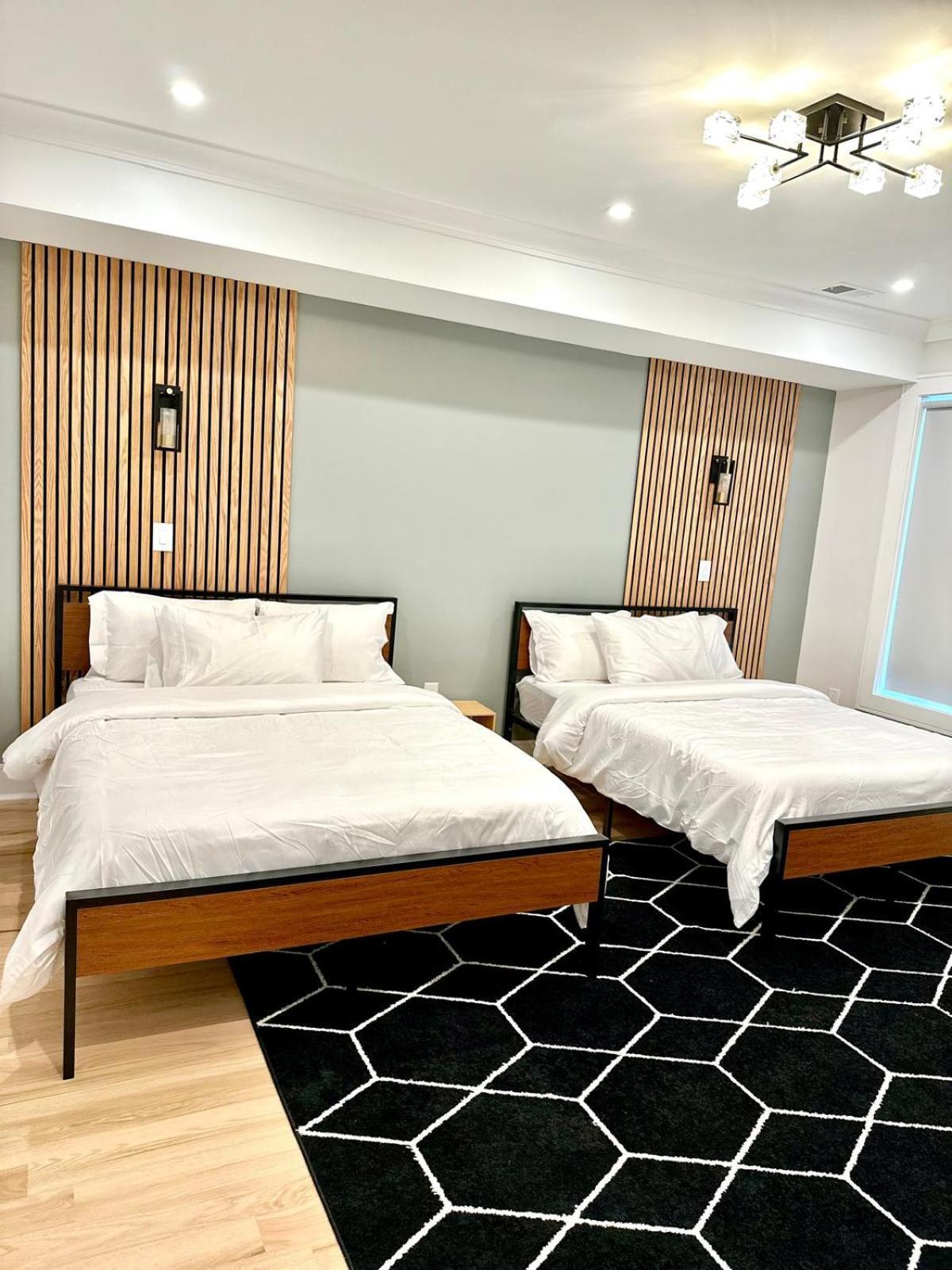 Villa Huge 2000 Sqft Luxury & Stylish Minutes To New York *